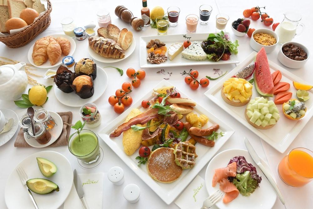 Dusit Suites Hotel Ratchadamri, Bangkok Kültér fotó Turkish breakfast